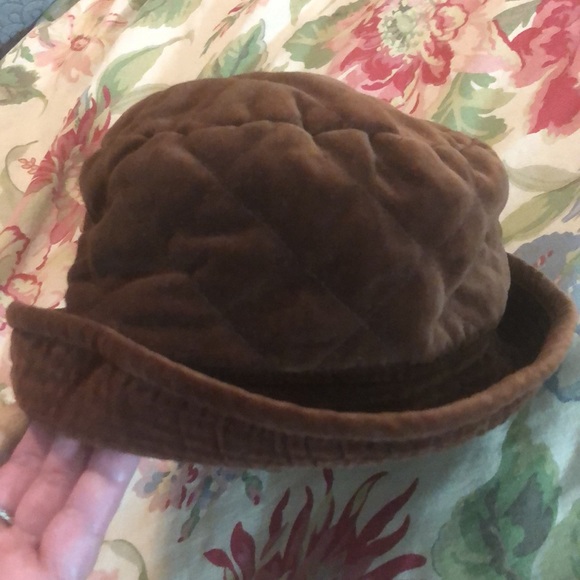 Vtg 60s Velvet Bucket Hat Size M/L Quilted Brown Velvet Fully Lined HONG KONG - Picture 3 of 14